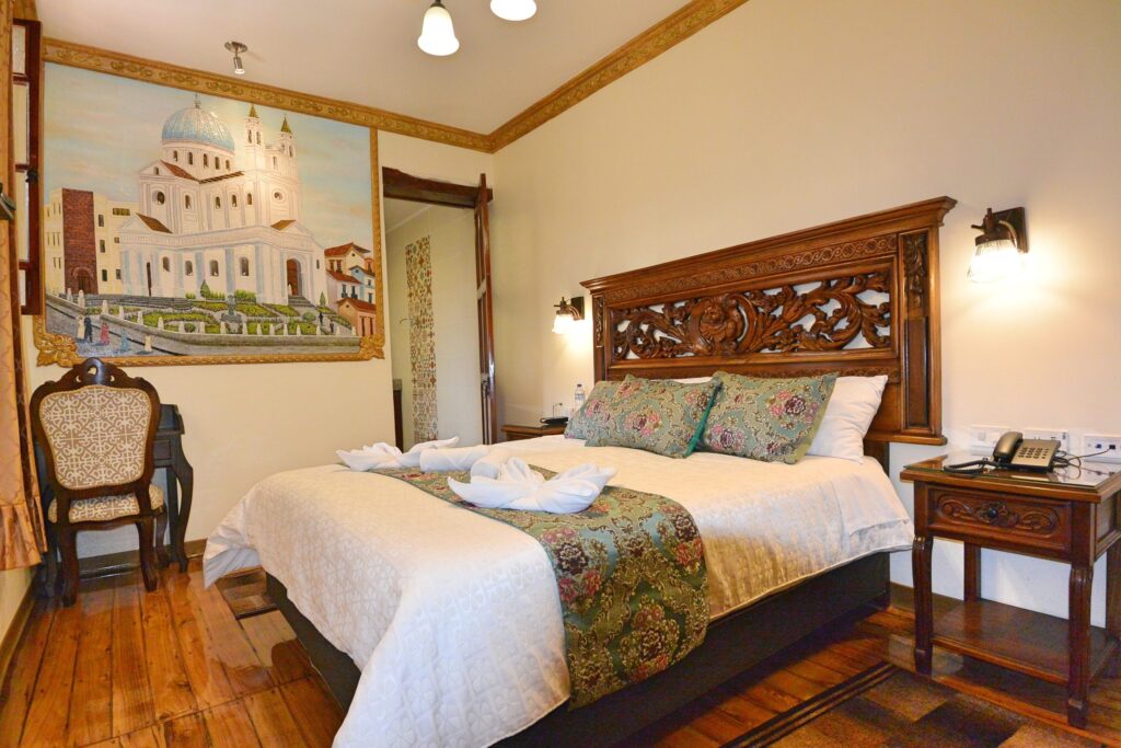 Hotel-Basilica-Habitaciones-Twin-Santa-Barbara-4-min