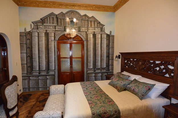 Hotel-Boutique-Basílica,-Quito,-Ecuador,-Historic-Center,-Home-standard-room
